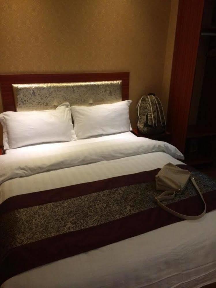 Shenzhen Civil Aviation Hotel Экстерьер фото
