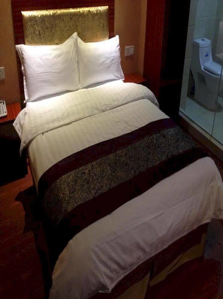 Shenzhen Civil Aviation Hotel Экстерьер фото