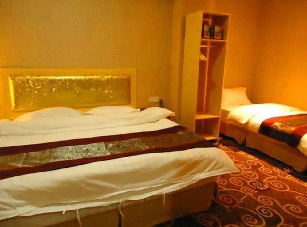 Shenzhen Civil Aviation Hotel Экстерьер фото