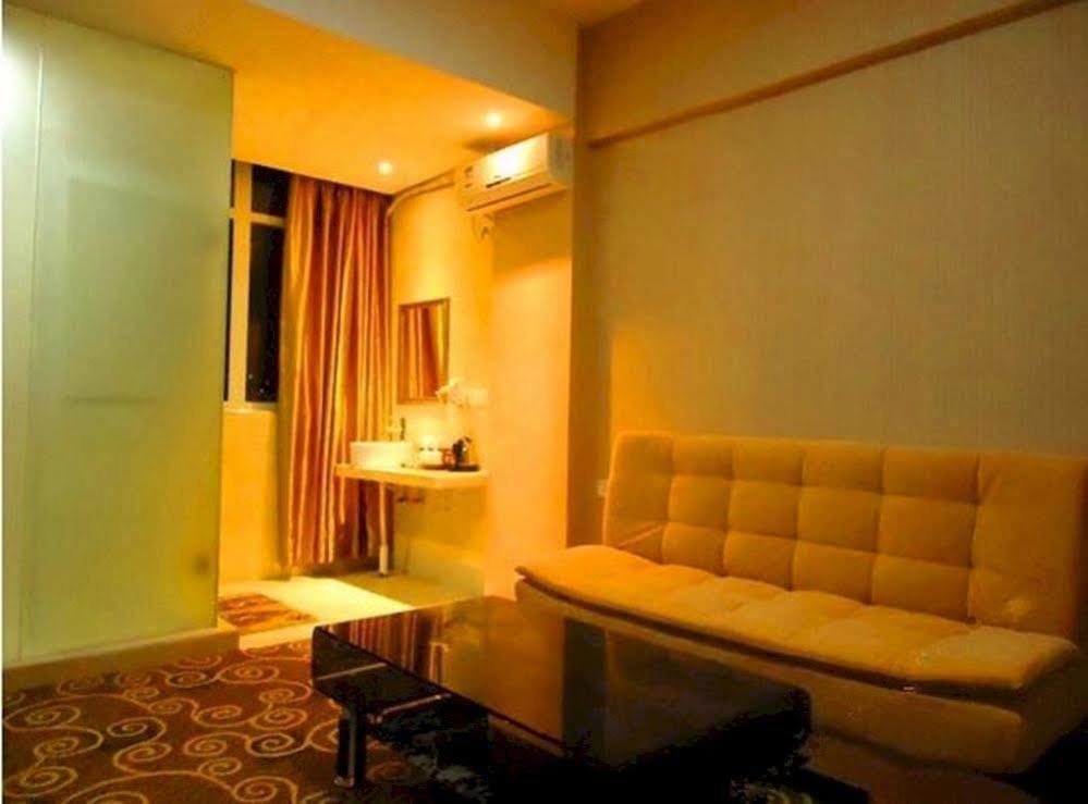 Shenzhen Civil Aviation Hotel Экстерьер фото